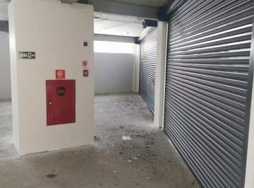 Comercial · 247m² · 5 Vagas · Salão comercial, novo, com 247m² no bairro Ferrazópolis.