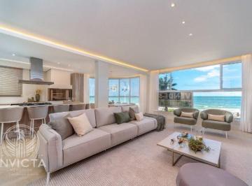 Apartamento · 204m² · 4 Quartos · 2 Vagas · Apartamento no Edificio Quintas do Arpoador em Itajaí