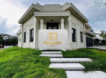 Casa · 375m² · 4 Quartos · 4 Vagas · Florais dos Lagos - Condomínio Florais dos Lagos