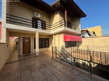 20240528142201810.jpg · Casa para Venda em Mogi das Cruzes, Vila Cecília, 4 dormitórios, 1 suíte, 4 banheiros, 3 vagas