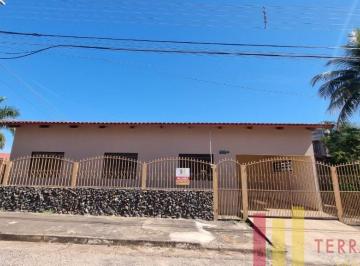 FACHADA · Casa, Centro, Uruaçu, GO