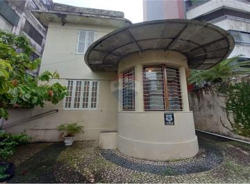 Casa · 300m² · 8 Quartos · Oportunidade na GRAÇA