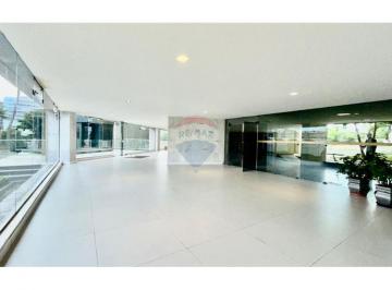 Apartamento · 217m² · 4 Quartos · 2 Vagas · APARTAMENTO COM 4/4 SENDO UMA SUÍTE E DEPENDÊNCIA COMPLETA NO BAIRRO DO RIO VERMELHO!!!