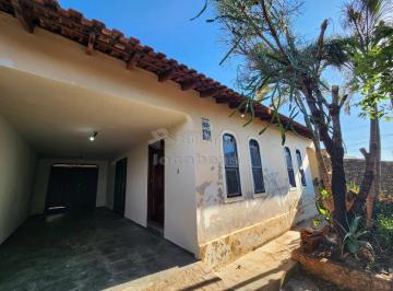 Casa · 200m² · 2 Quartos · 2 Vagas · Casa Padrão em São José do Rio Preto