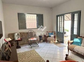 Casa · 168m² · 2 Quartos · 2 Vagas · Casa no Bairro Presidente Roosevelt
