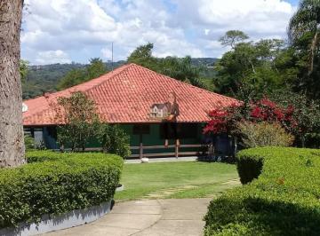 Rural · 393m² · 4 Quartos · Chácara com 4200m² com piscina e campo a venda em Ibiúna SP