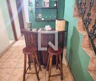 Casa en Venda de 3 quartos Carlos Prates · Casa à Venda - Carlos Prates, 3 Quartos, 190 m² - Belo Horizonte