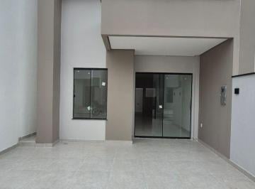 Casa de 3 quartos, Manaus · CASA COM 3 QUARTOS Á VENDA EM CONDOMINÍO FECHADO.
