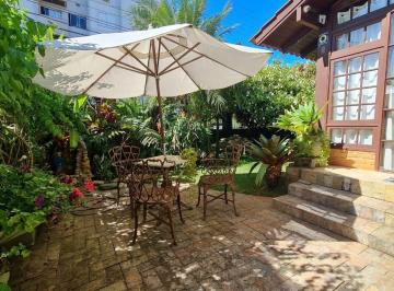 3 · Casa Residencial de 3 quartos em Canasvieiras