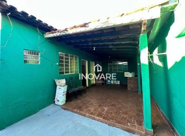 f7e01e869c32b72a4f70715c7d0b2f26c1cdf50a · Casa com 2 dormitórios para alugar, 80 m² por R$ 950,00/mês - Setor Social - Itumbiara/GO