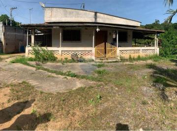 Rural · 203m² · LINDA CHÁCARA - PÉ DA ESTRADA
