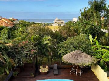 621e05dcbb1b128c8d8c559174180e57312ca185 · Casa com 4 dormitórios à venda, 325 m² por R$ 3.490.000,00 - Praia Brava - Florianópolis/SC