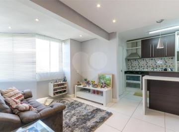 Área de Serviço · Cobertura com 2 quartos à venda em Cristal - RS