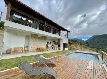 Foto 01 · Luxuosa casa em condomínio à venda em Teresópolis-RJ, Vargem Grande: 4 quartos, 4 suítes, 3 salas, 6