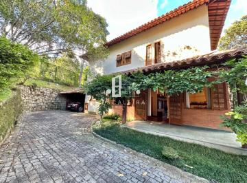 Foto 07 · Casa em Condomínio à Venda em Teresópolis-RJ, Bairro Quebra Frascos: 3 Quartos, 1 Suíte, 2 Salas, 4 