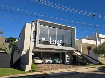 e9ffad36b31e70a1f5a2ed59bee7fea4e7b3bc44 · Casa com 3 dormitórios à venda, 350 m² por R$ 2.500.000,00 - Condomínio Chácara Ondina - Sorocaba/SP