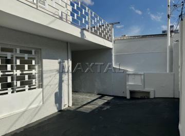 Casa · 150m² · 3 Quartos · 4 Vagas · Sobrado de 150 m², com 3 dormitórios, 1 varanda, 2 banheiros, 4 vagas de garagem e sala ampla.