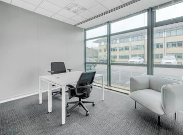 Comercial , Cuiabá · Espaço de escritório privativo para 2 pessoas no Cuiabá, Regus Praça 8 de Abril