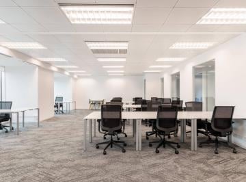 Comercial , Cuiabá · Escritório profissional para 5 pessoas no Cuiabá, Regus Praça 8 de Abril
