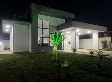 Terreno de 3 quartos, Quadra · Casa em Condomínio