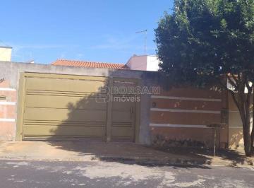 img0 · Casa Padrão em Araraquara