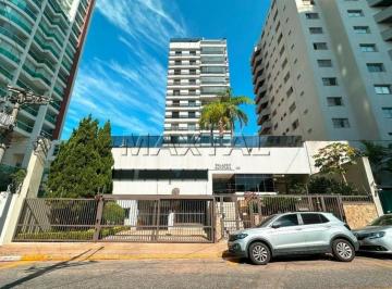 Apartamento · 195m² · 4 Quartos · 4 Vagas · Apartamento em Santana, com 4 dormitórios sendo 2 suítes, copa e cozinha planejada, sala e 4 vagas.