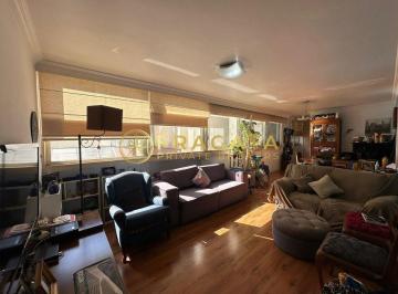 Apartamento · 126m² · 3 Quartos · 1 Vaga · Apartamento 126m² no Coração do Jardins - Conforto e Estilo