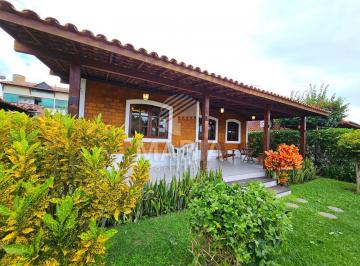 Casa de 4 quartos, Gravatá · Casa em condomínio fechado com 04 quartos em Gravatá/PE! Reformada!  