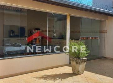 Casa · 180m² · 3 Quartos · 2 Vagas · Casa em Rua Caetano Maranha - Residencial Itapuã - Franca/SP