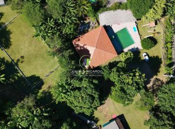Foto 01 · Sítio à Venda na Rota da Ferradura, Guarapari/ES - 9.104 m² com Piscina e Cachoeira