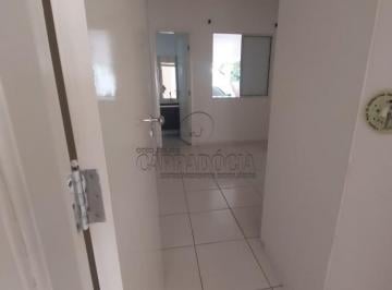 Foto 01 · Casa em Condomínio à Venda ou Locação em São José do Rio Preto-SP - 3 Quartos, 1 Suíte, 2 Salas, 2 B