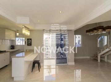 Apartamento de 1 quarto, Curitiba · APARTAMENTO DUPLEX MOBILIADO COM 1 SUÍTE e 1 VAGA NO BATEL
