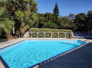 Casa · 400m² · 4 Quartos · 5 Vagas · Casa à venda em condomínio fazenda em Monte Alegre do Sul, de 400m² área útil, piscina e 4 suítes.