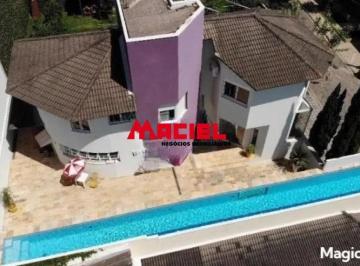 Casa · 315m² · 3 Quartos · 6 Vagas · Casa de Condomínio com 3 Quartos e 3 banheiros à Venda, 315 m²(Permuta com casa na praia ou Campo)