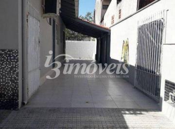 Casa · 275m² · 2 Quartos · 1 Vaga · Casa à venda, 2 quartos, com amplo quintal, Bairro São João, Itajaí-SC