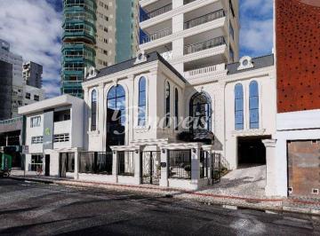 Apartamento · 109m² · 5 Quartos · 4 Vagas · Apartamento alto padrão e vista mar à venda, 5 suítes, L´Acqua Residence, Centro, Itajaí-SC