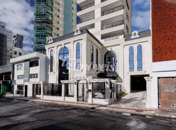 Apartamento · 109m² · 5 Quartos · 4 Vagas · Apartamento alto padrão e vista mar à venda, 5 suítes, L´Acqua Residence, Centro, Itajaí-SC