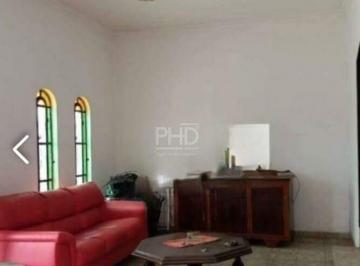 Casa · 212m² · 3 Quartos · 4 Vagas · Casa em Riacho Grande -com Pomar