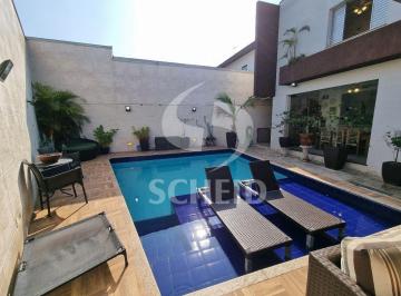 Casa · 247m² · 4 Quartos · 4 Vagas · 4 Quartos, 1 Suíte,  3 Banheiros, 4 Vagas e Piscina- Jardim Consorcio
