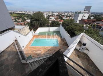 Casa · 490m² · 5 Quartos · 6 Vagas · Casa para venda com 5 quartos, 2 suítes, espaço gourmet com piscina, quadra e sauna, 6 vagas bairro 