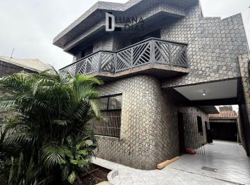 zlpgix42owzizjc4nwmyymri_md · Casa Isolada para locação na Ocian - lado praia 3 dorm com suite e closset