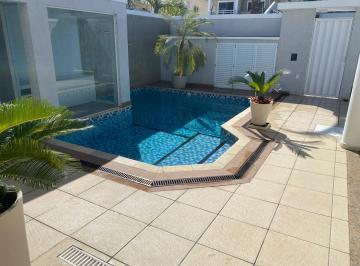 Casa · 300m² · 4 Quartos · 2 Vagas · Imperdível: Casa com 4 quartos e 4 suítes no Recreio dos Bandeirantes, Rio de Janeiro-RJ, com 300m²