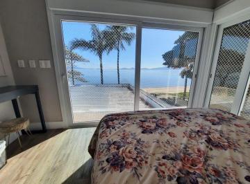 uib34w2njvlmdm5yjmyyze5_md · Casa com 3 suítes a venda no Jardim Atlântico em Florianóplis