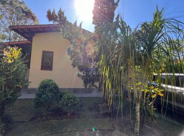 Casa · 200m² · 3 Quartos · 5 Vagas · Casa de 3 quartos em 2 terrenos com total de 840m2