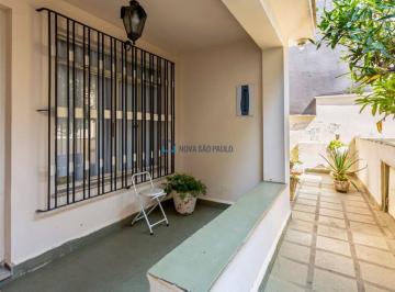 Casa · 170m² · 3 Quartos · 2 Vagas · Casa térrea . na Saúde . 3 dormitórios (1 suíte) . 4 banheiros . 2 vagas