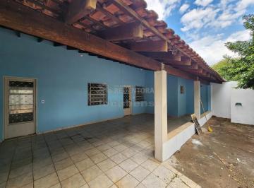 Casa · 200m² · 3 Quartos · 2 Vagas · Excelente Casa Residencial para Locação - 3 Dormitórios / Cecap