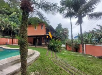 Casa · 320m² · 3 Quartos · 3 Vagas · Aluguel de Casa em Condomínio com 3 quarto(s), 1 suíte(s), 320 m², por R$ 4.8 mil, no condomínio Bos