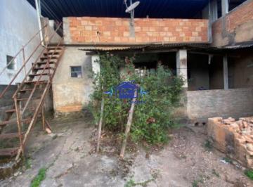 imovel_5858_39720.jpg · Casa no bairro morro da mina possuindo 03 quartos, sala,cozinha,banheiro, area de serviço e quintal.