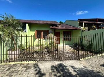 Casa · 51m² · 2 Quartos · Casa Geminada
