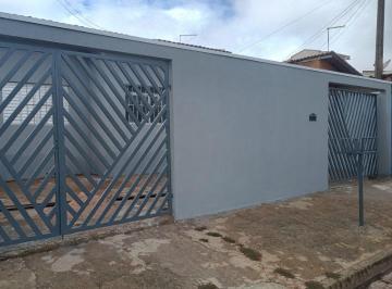 Casa · 200m² · 3 Quartos · 2 Vagas · Imóvel com 2 casas no Jardim Leonor